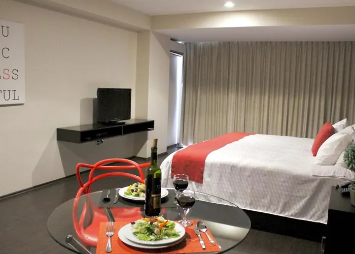 Hotel Elite 47 & Suites